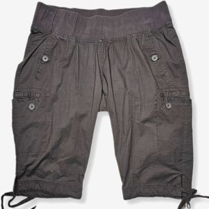 Angel Kiss Maternity Brown Capri Cargo Utility Pants XL W-453